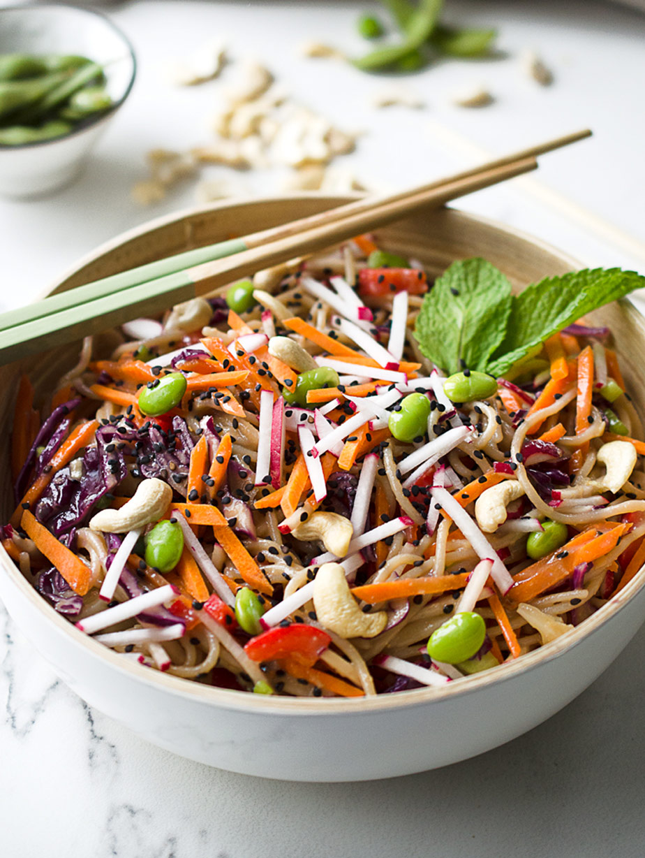 vegan sesame noodle bowl