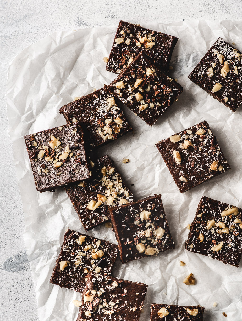 raw walnut brownies