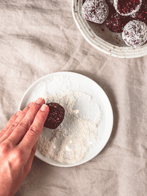 5e44b8870cf2eb450df2b042